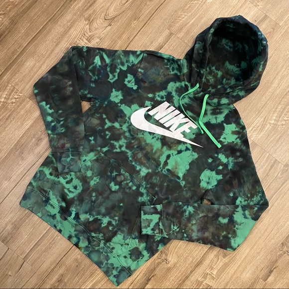 Nike Other - 🟢NEW🟢 CUSTOM NIKE ICE TIE DYE MEN’S HOODIE